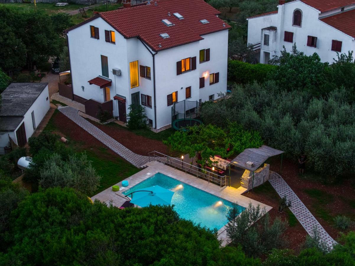Holiday Home Mara Fondole Exterior photo