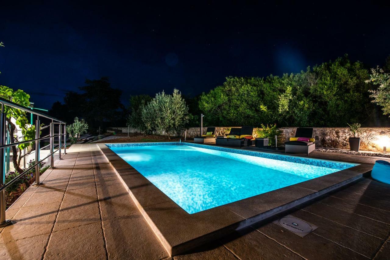 Holiday Home Mara Fondole Exterior photo